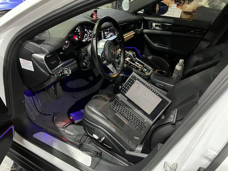 Porsche Panamera Turbo 4.0 T - Image 5
